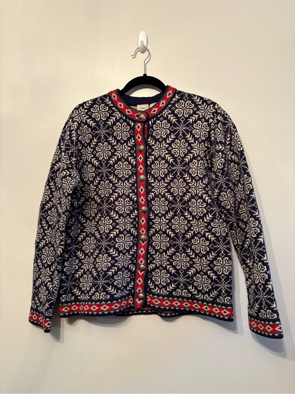 Vintage L.L Bean 100% Merino Lambs Wool sweater Nordic style metal button front